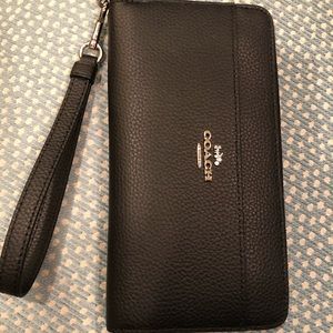 Coach leather zipper wristlet wallet
